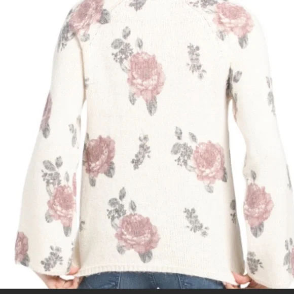 🛑 1 hour sale. 🎉Lucky Brand, floral sweater, color: marshmallow - Picture 3 of 10